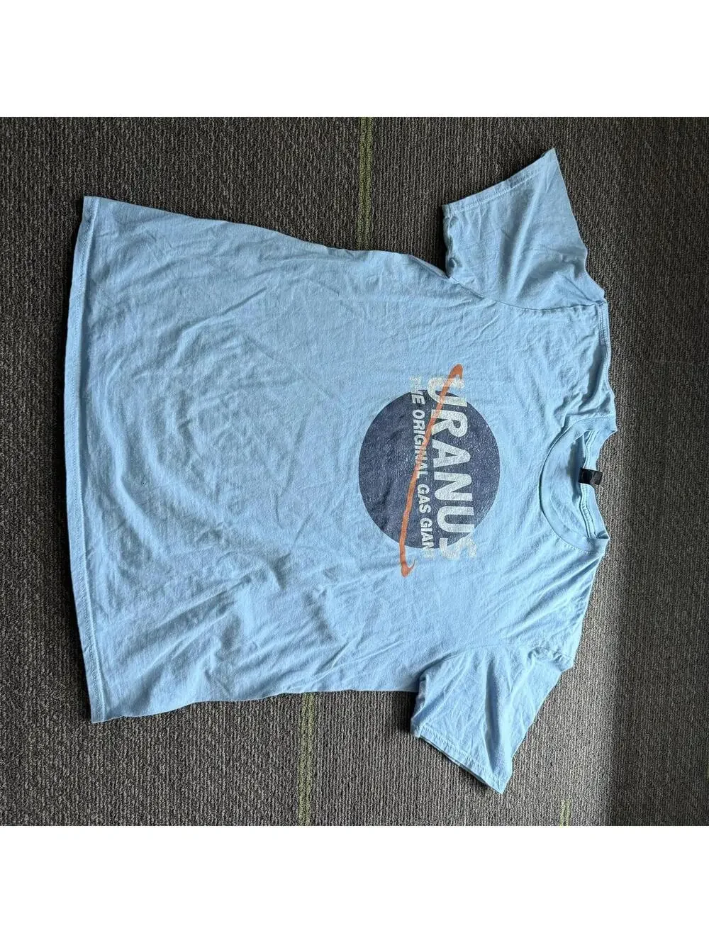 Gilden Lightweight Uranus Funny T-shirt Large